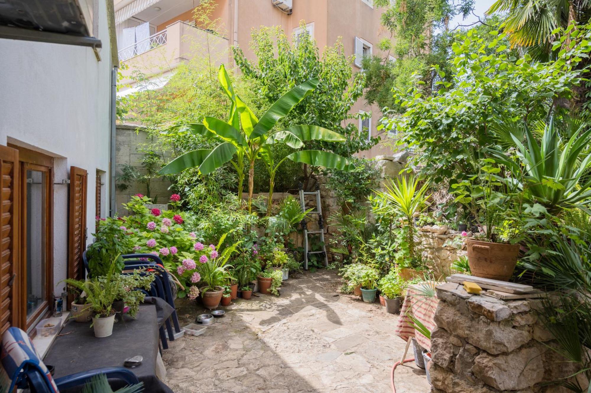 Cozy Guest House Kamenita Split Exterior foto